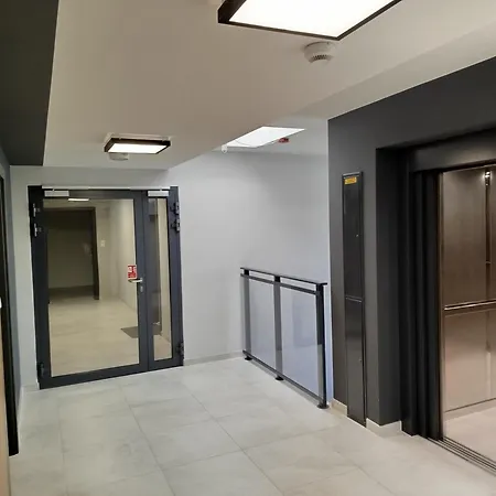 Apartment Przy Porcie Z Klimatyzacja, Garazem I Rowerami Kolobrzeg